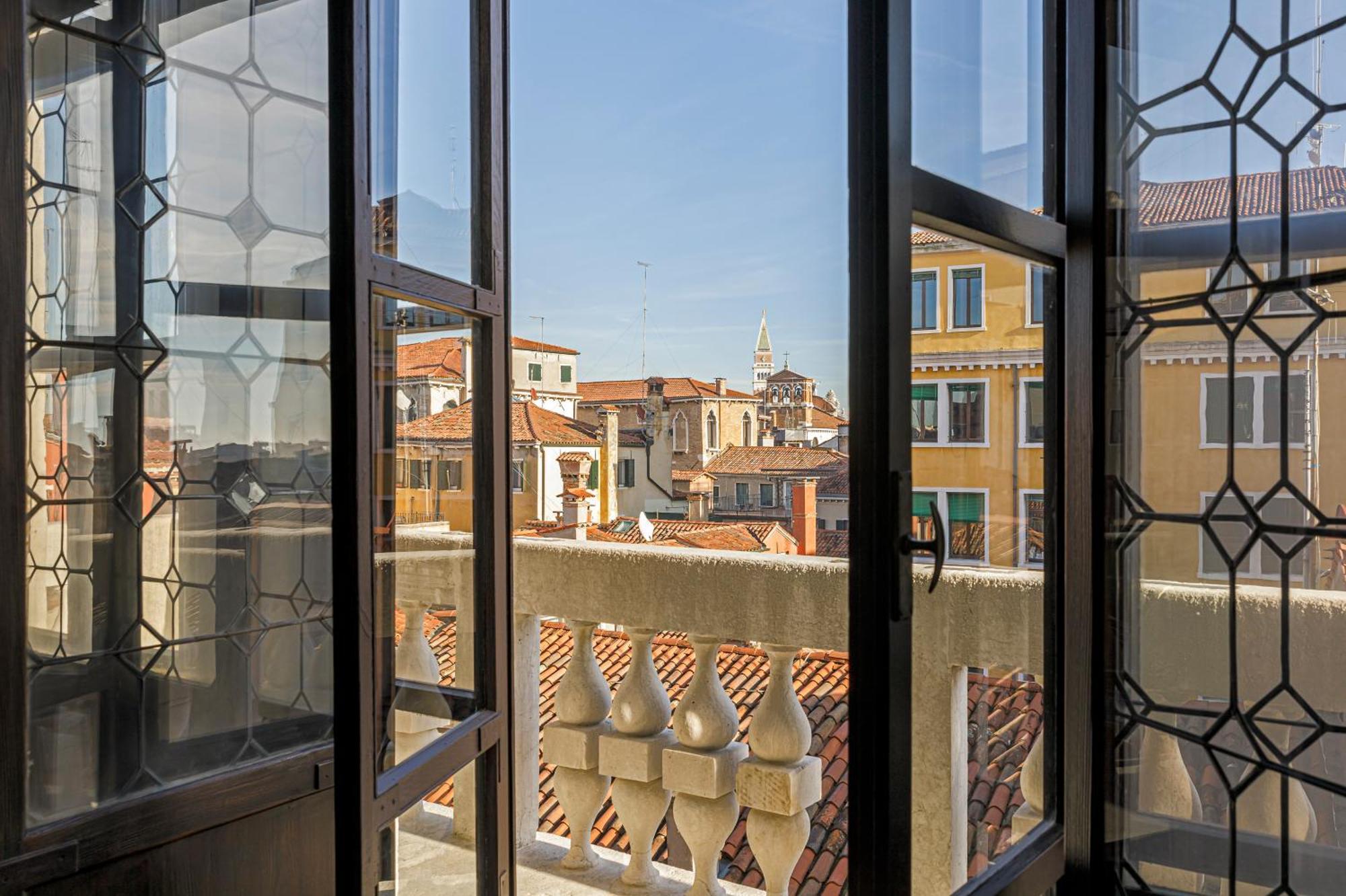 Palazzo Dei Fiori By Room Mate 威尼斯 外观 照片